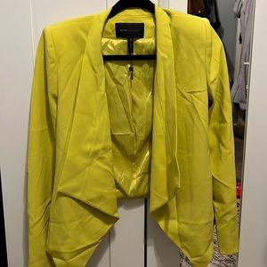 Yellow BCBGMAXAZRIA padded Blazer